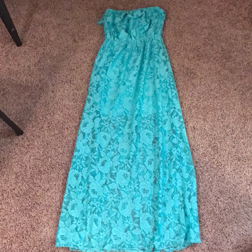 Lace maxi dress